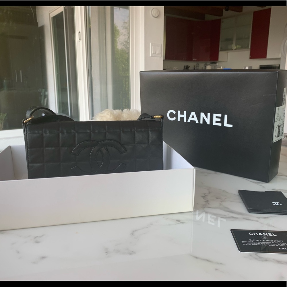 Chanel e/w chocolate bar shoulder bag